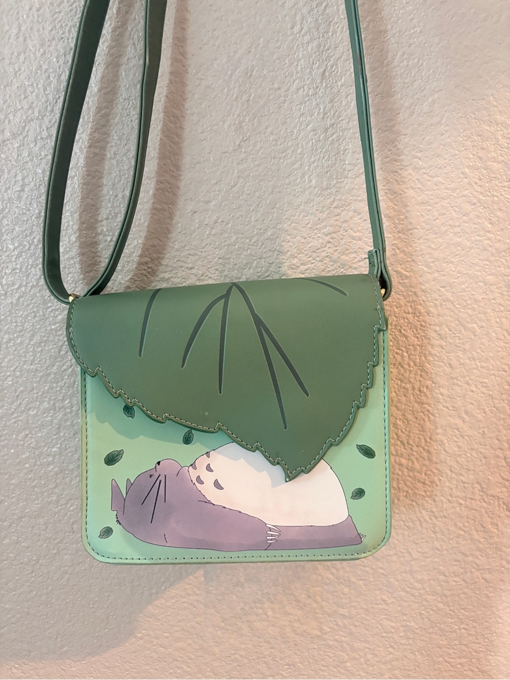 My Neighbor Totoro Green Leaf-Flap Magnetic Close Crossbody Bag